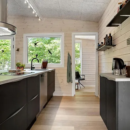 Beautiful In With Sauna *